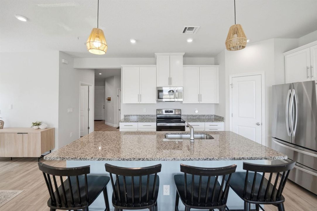 29-web-or-mls-10739-sw-vasari-way