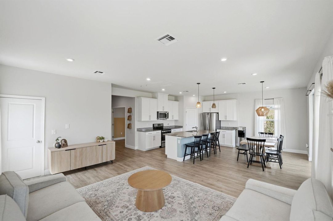 35-web-or-mls-10739-sw-vasari-way