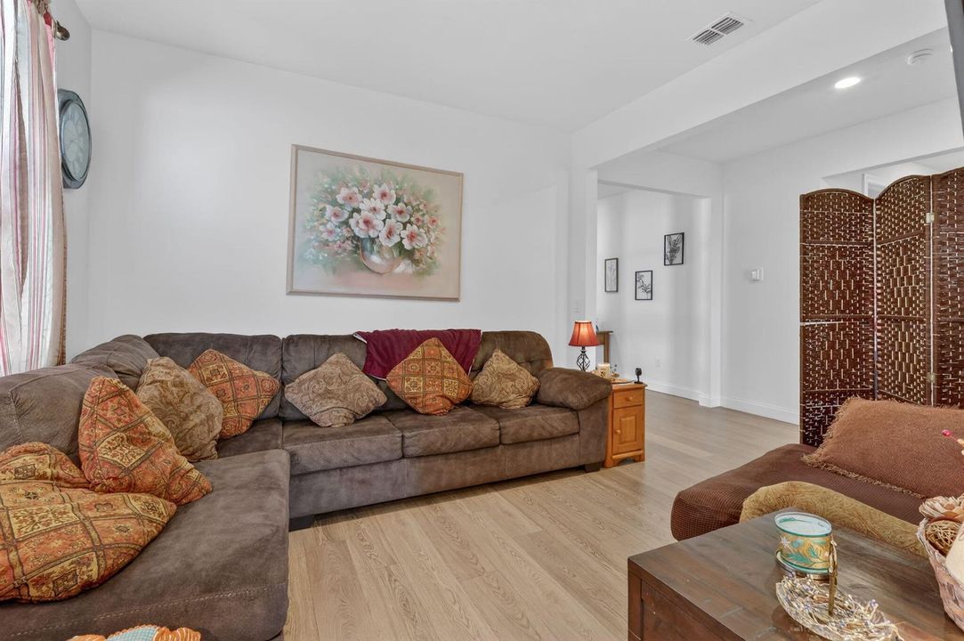 12-web-or-mls-5P1A1709