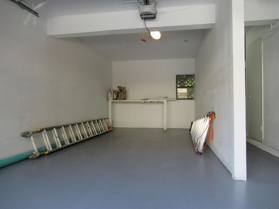 garage