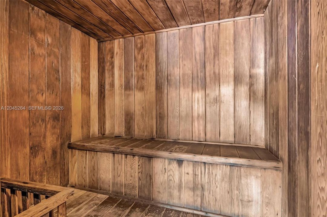 На продажу: $178,000 (1 спален, 1 ванн, 730 Квадратных фут)