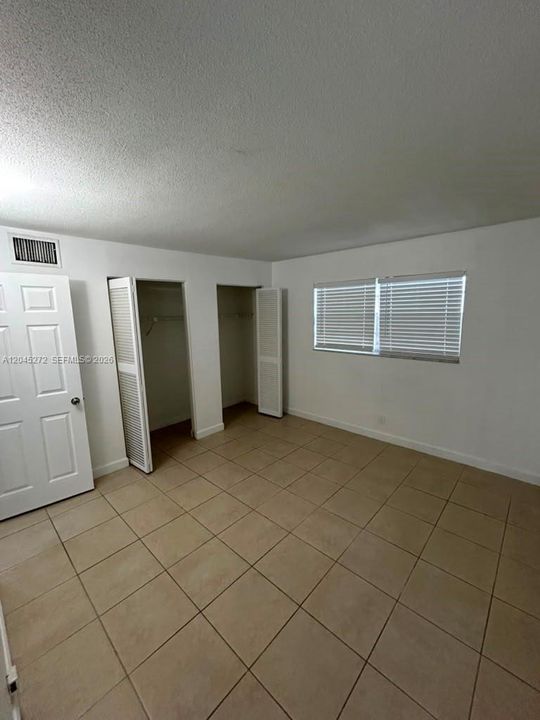 For Rent: $1,700 (1 beds, 1 baths, 10783 Square Feet)