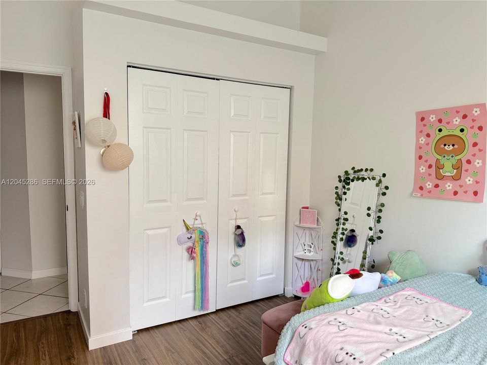 В аренду: $4,300 (3 спален, 2 ванн, 1662 Квадратных фут)