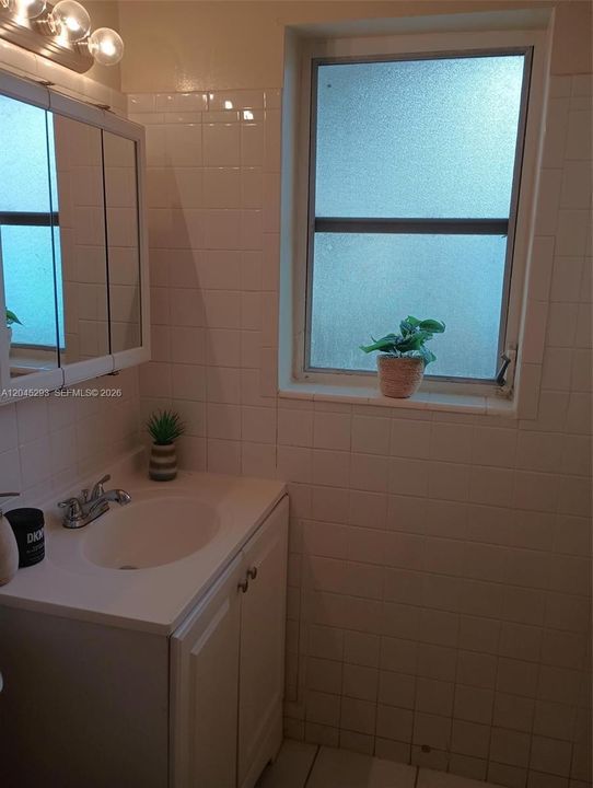 En Renta: $1,500 (1 camas, 1 baños, 700 Pies cuadrados)