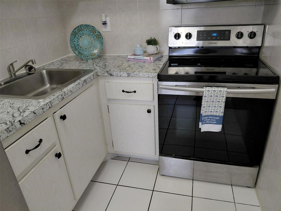 En Renta: $1,500 (1 camas, 1 baños, 700 Pies cuadrados)
