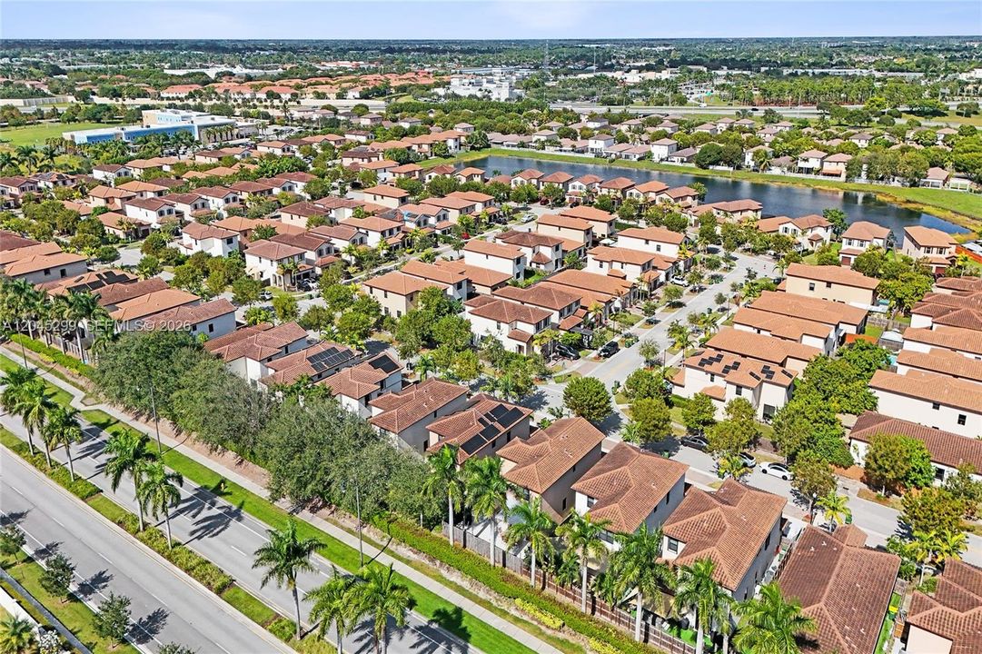 В аренду: $4,250 (5 спален, 2 ванн, 2504 Квадратных фут)
