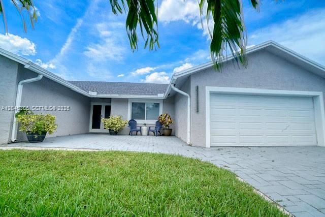 For Sale: $859,000 (4 beds, 2 baths, 2293 Square Feet)
