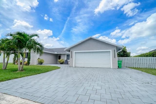 For Sale: $859,000 (4 beds, 2 baths, 2293 Square Feet)