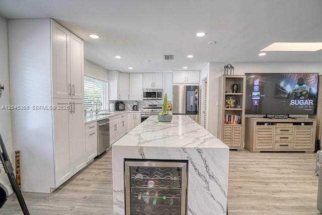 For Sale: $859,000 (4 beds, 2 baths, 2293 Square Feet)
