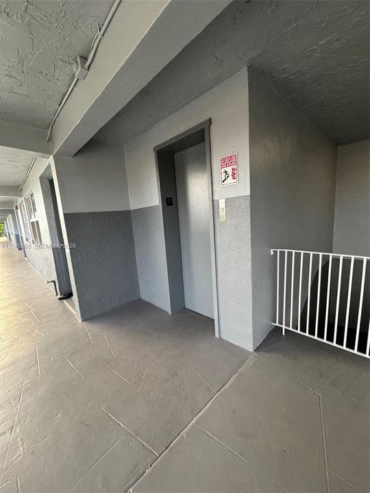For Sale: $239,000 (2 beds, 1 baths, 775 Square Feet)