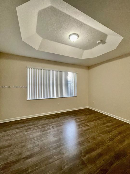 В аренду: $3,000 (3 спален, 2 ванн, 1758 Квадратных фут)