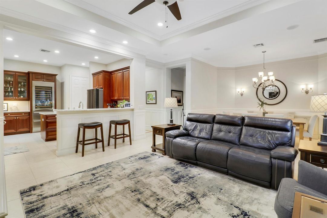 Kitchen & Living Area