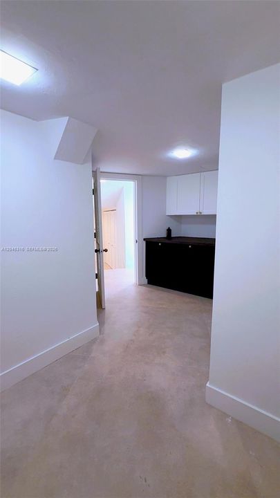 В аренду: $18,000 (5 спален, 3 ванн, 3889 Квадратных фут)