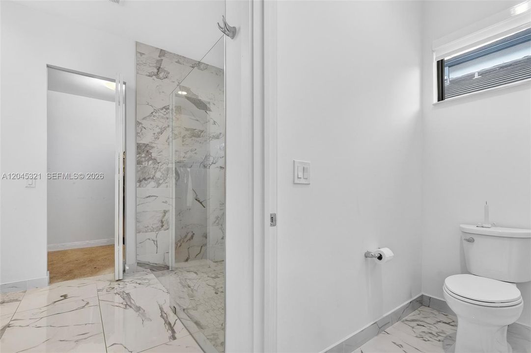 For Sale: $1,250,000 (4 beds, 4 baths, 3637 Square Feet)
