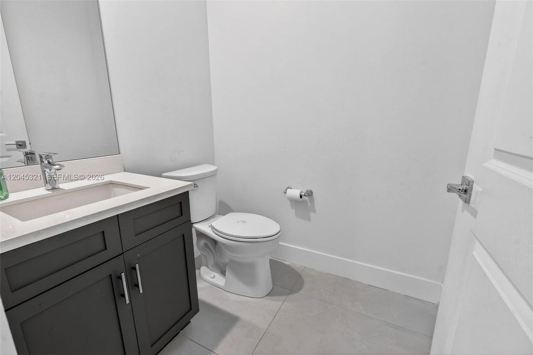 For Sale: $1,250,000 (4 beds, 4 baths, 3637 Square Feet)