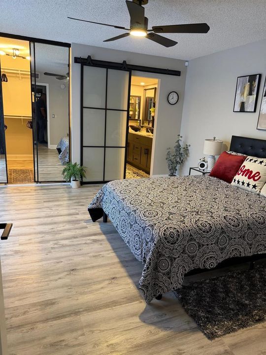 MASTERBEDROOM