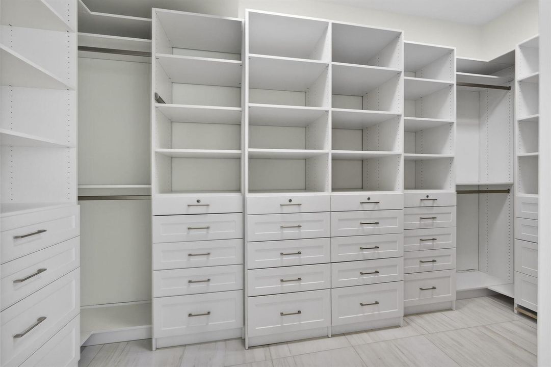MASTER CLOSET
