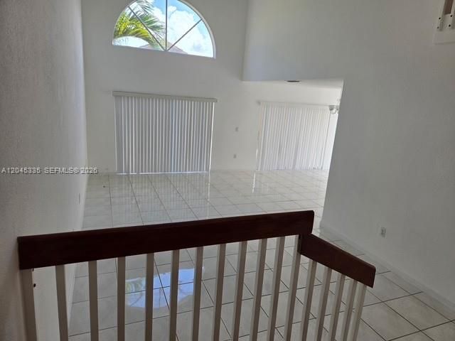 En Renta: $4,850 (3 camas, 2 baños, 1926 Pies cuadrados)