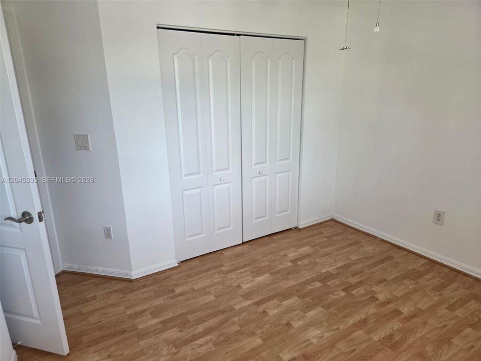 En Renta: $4,850 (3 camas, 2 baños, 1926 Pies cuadrados)