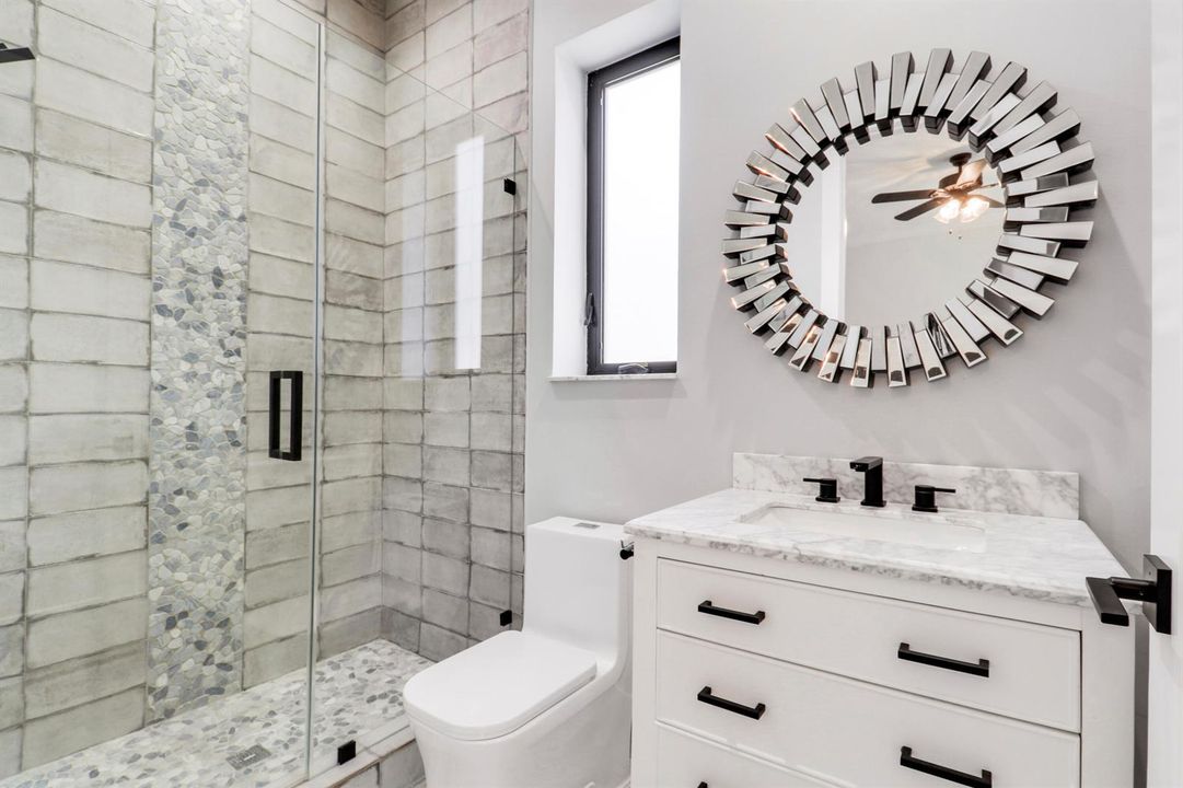 Bedroom 2 Ensuite
