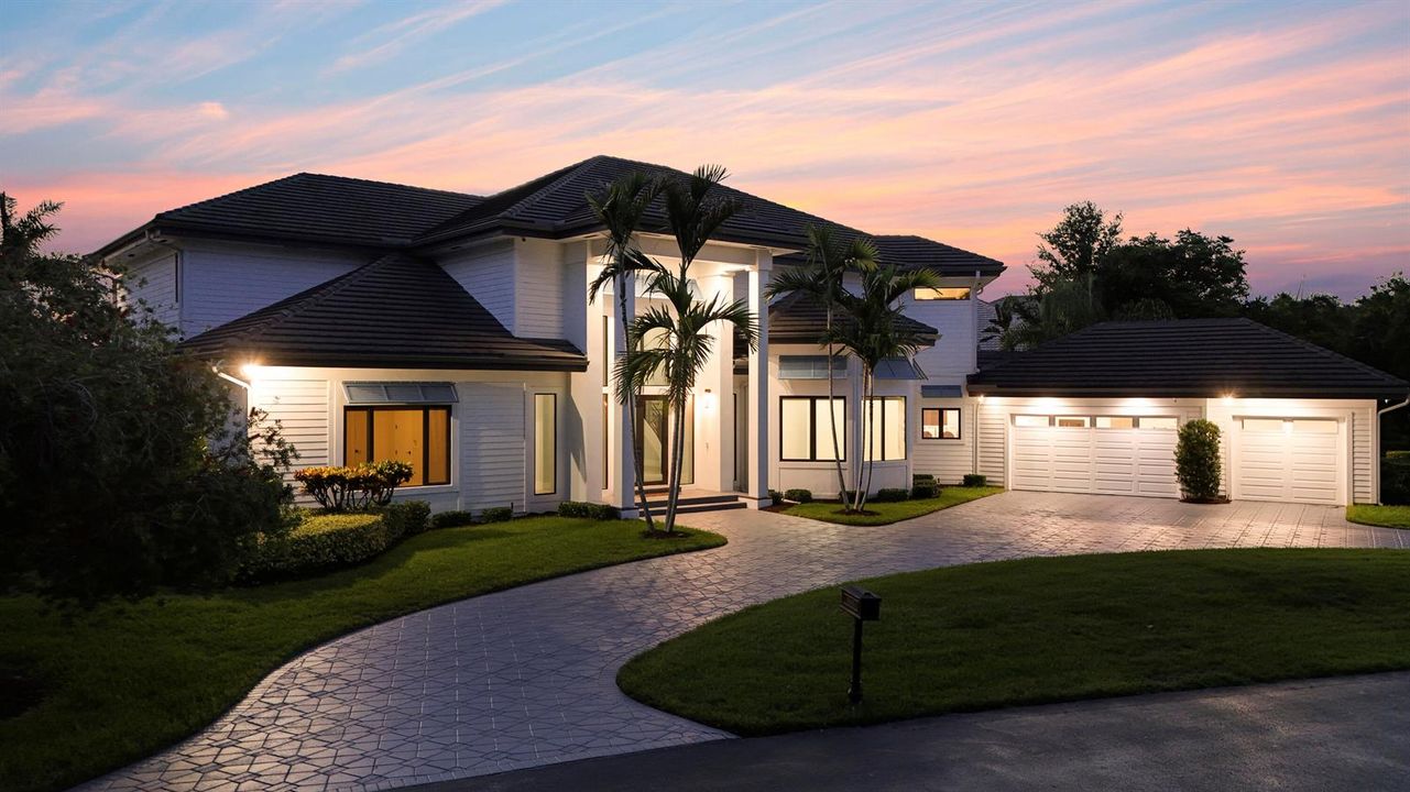 18411 SE Lakeside Drive Tequesta