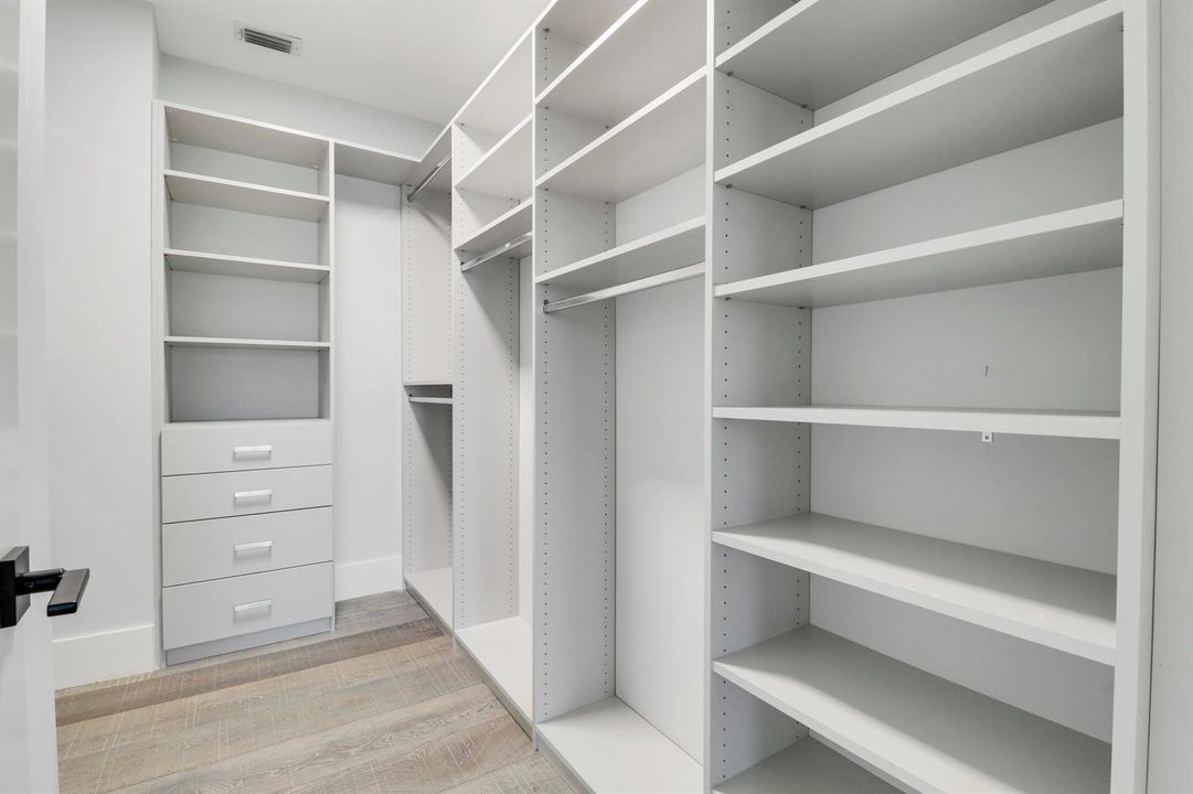 Bedroom 3 Closet