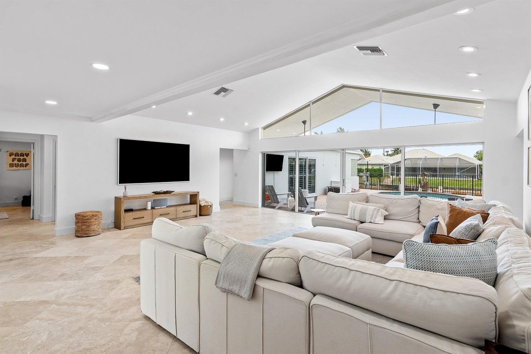 007-1332TamarindWay-BocaRaton-FL-33486-S