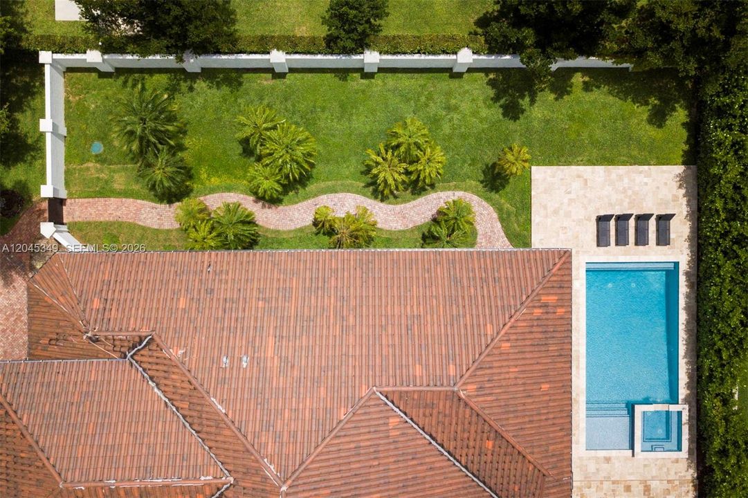 На продажу: $3,495,000 (4 спален, 4 ванн, 3657 Квадратных фут)