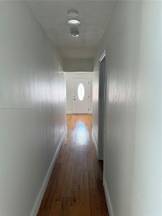 В аренду: $3,600 (3 спален, 2 ванн, 1456 Квадратных фут)