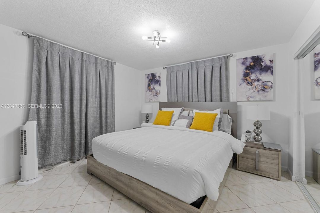 В аренду: $3,500 (3 спален, 2 ванн, 1138 Квадратных фут)