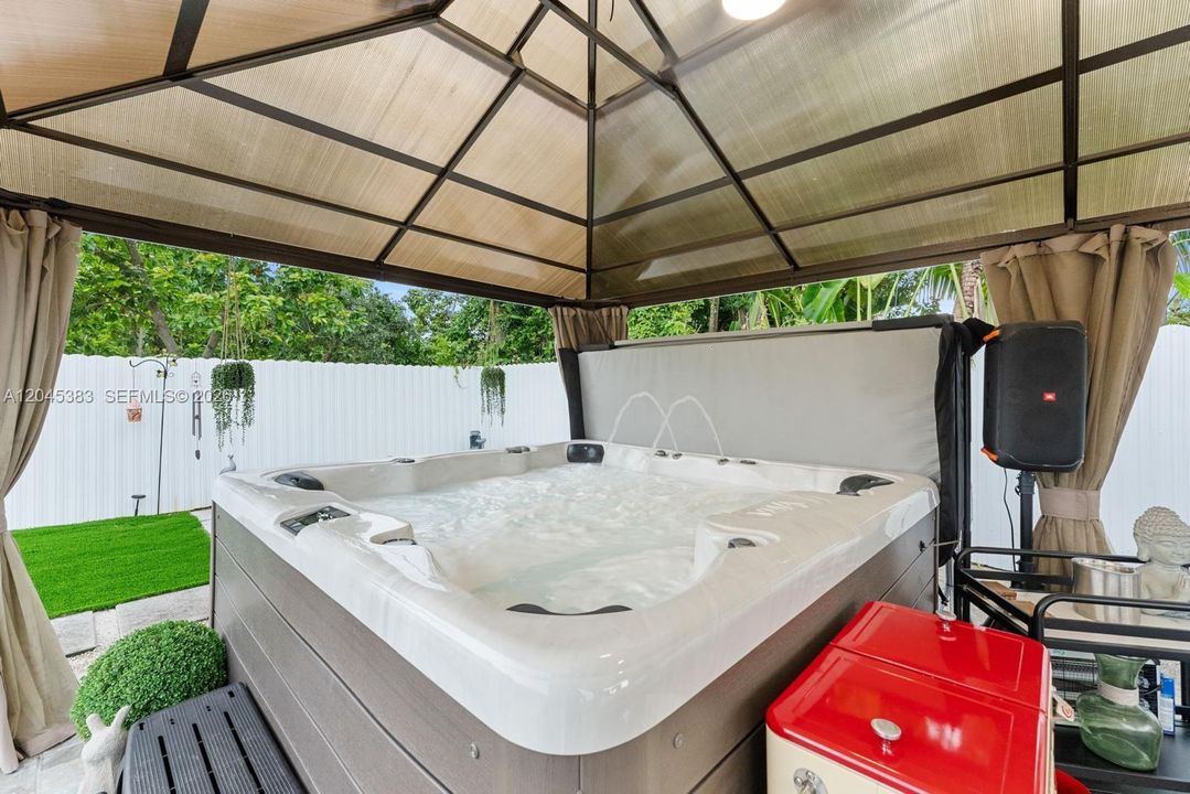 В аренду: $3,500 (3 спален, 2 ванн, 1138 Квадратных фут)
