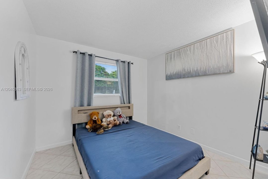 В аренду: $3,500 (3 спален, 2 ванн, 1138 Квадратных фут)
