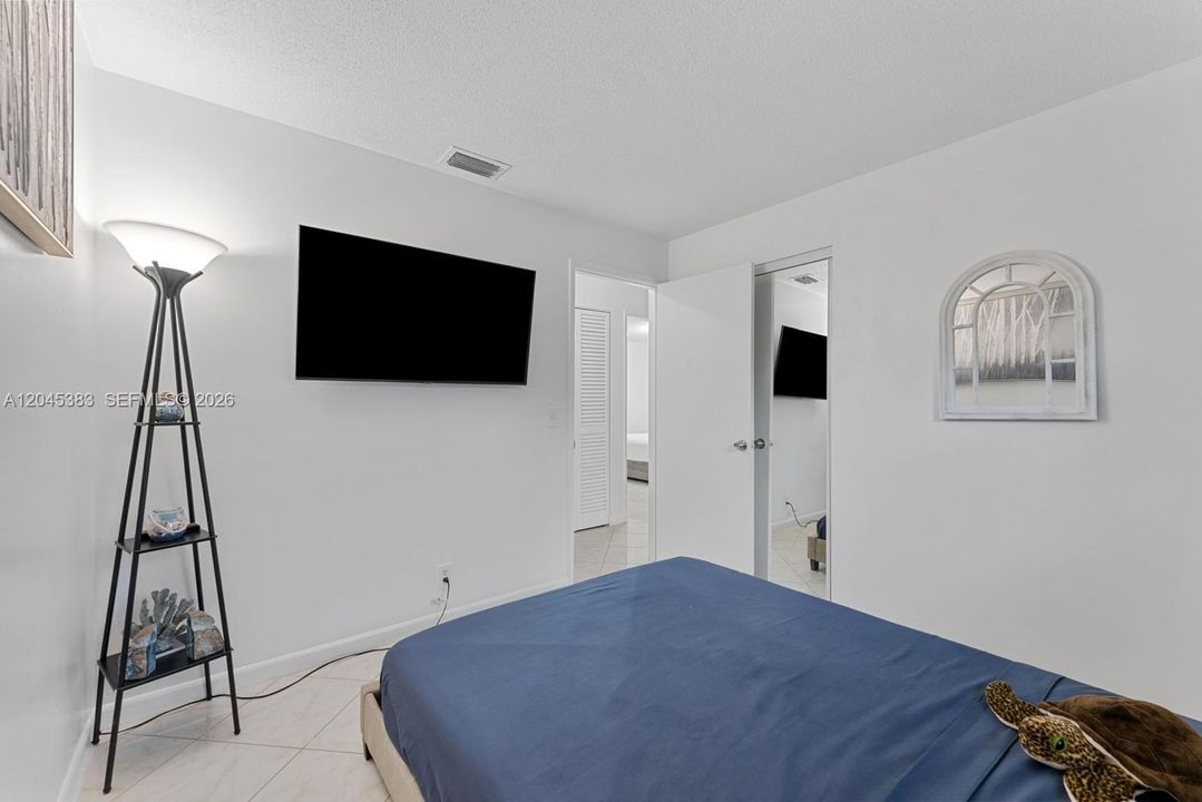 В аренду: $3,500 (3 спален, 2 ванн, 1138 Квадратных фут)