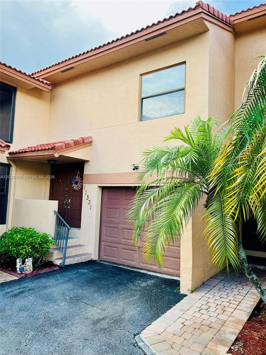 En Venta: $419,000 (2 camas, 2 baños, 1232 Pies cuadrados)