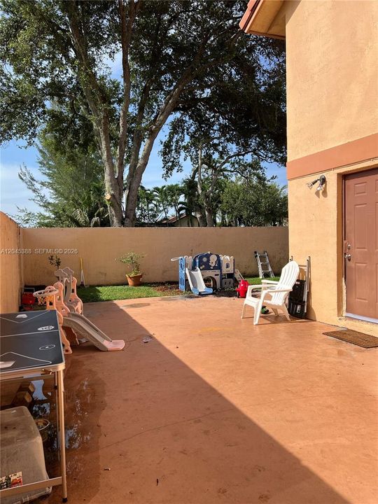 En Venta: $419,000 (2 camas, 2 baños, 1232 Pies cuadrados)
