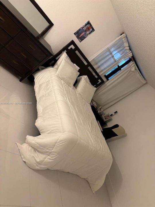 En Venta: $228,000 (2 camas, 2 baños, 1120 Pies cuadrados)