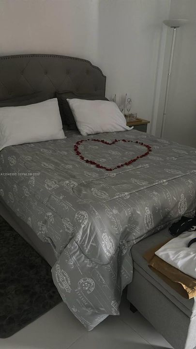 En Venta: $228,000 (2 camas, 2 baños, 1120 Pies cuadrados)