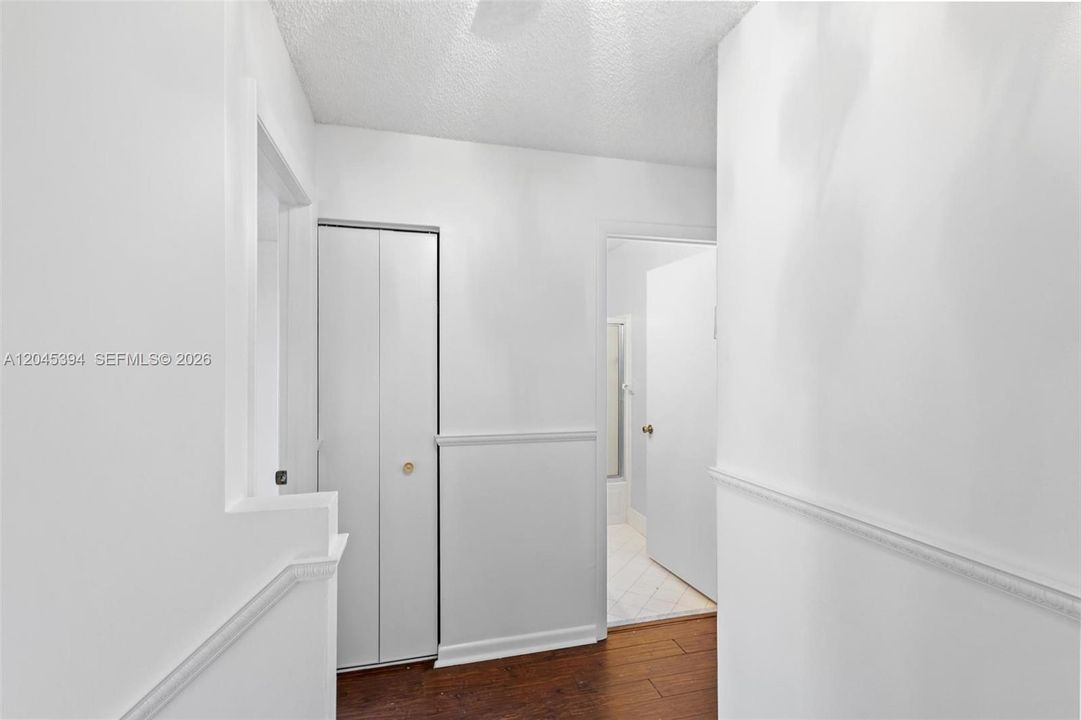 В аренду: $5,000 (3 спален, 2 ванн, 1709 Квадратных фут)