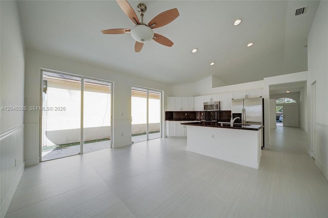 En Venta: $710,000 (3 camas, 2 baños, 1654 Pies cuadrados)