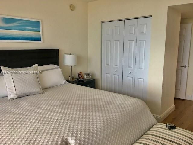For Rent: $3,400 (2 beds, 2 baths, 1180 Square Feet)