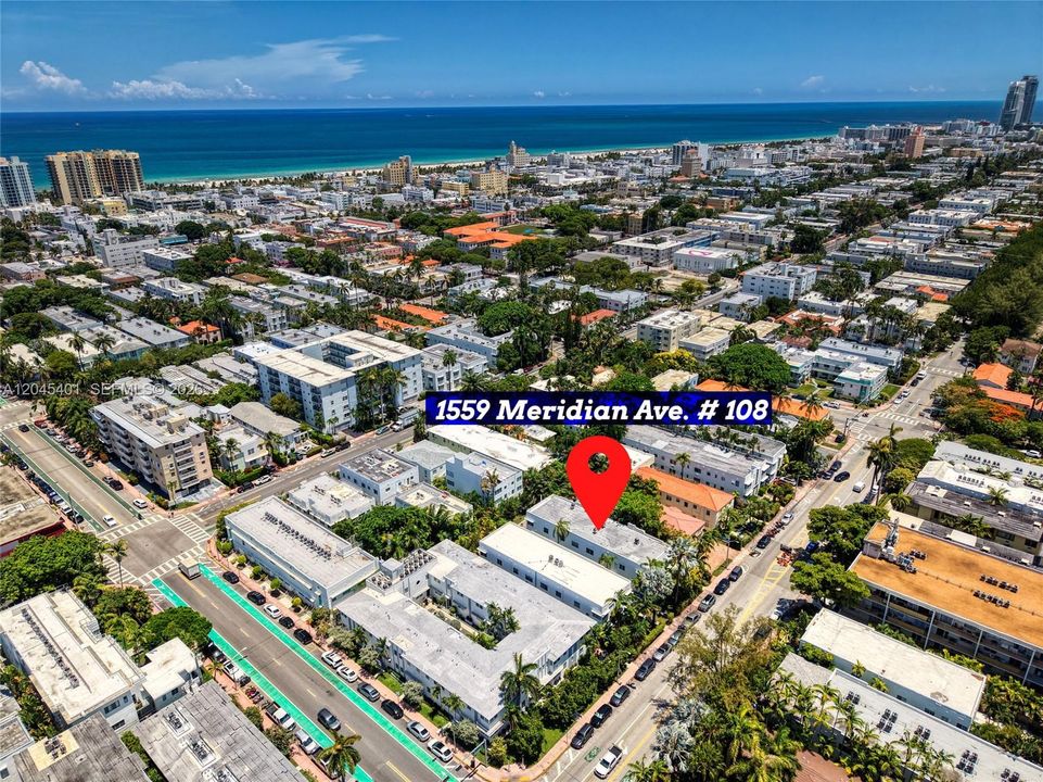 For Sale: $309,000 (1 beds, 1 baths, 682 Square Feet)