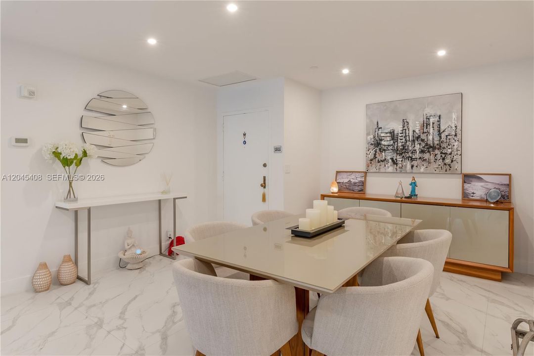For Sale: $1,470,000 (2 beds, 2 baths, 1467 Square Feet)