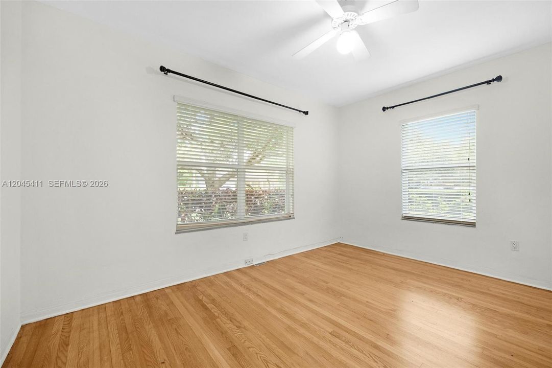 En Renta: $7,500 (4 camas, 3 baños, 2417 Pies cuadrados)