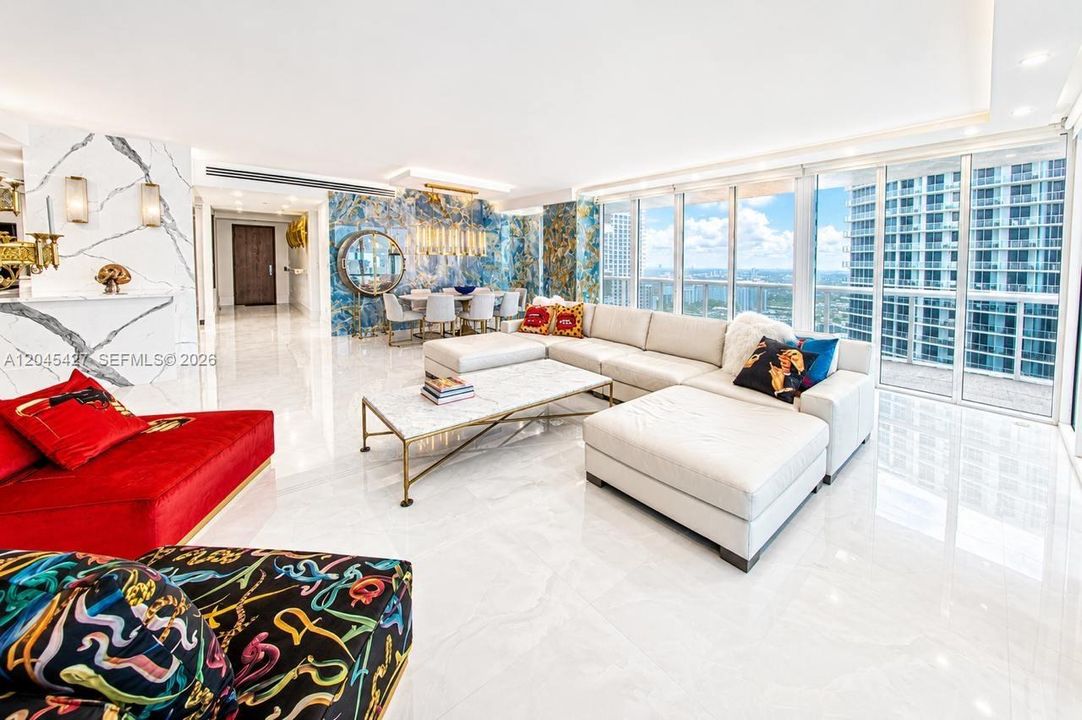 For Sale: $2,300,000 (2 beds, 2 baths, 2078 Square Feet)