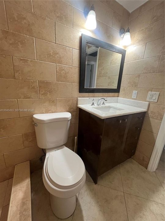В аренду: $1,900 (1 спален, 1 ванн, 684 Квадратных фут)