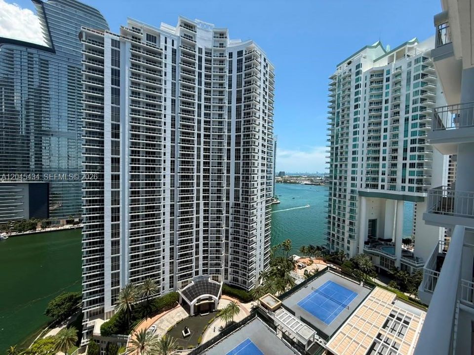 For Rent: $6,800 (3 beds, 3 baths, 1493 Square Feet)