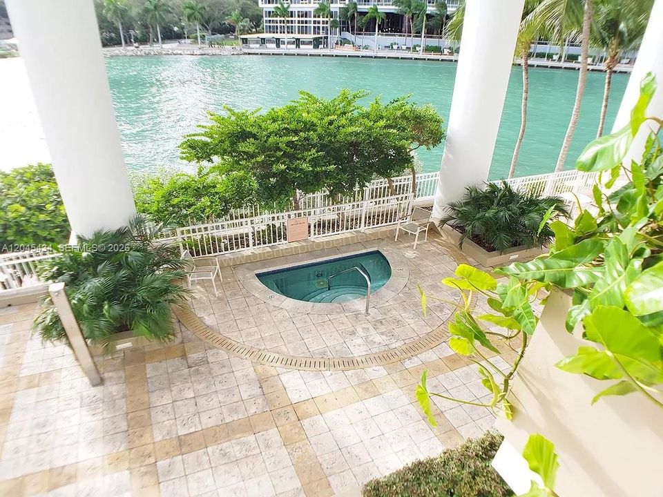 For Rent: $6,800 (3 beds, 3 baths, 1493 Square Feet)