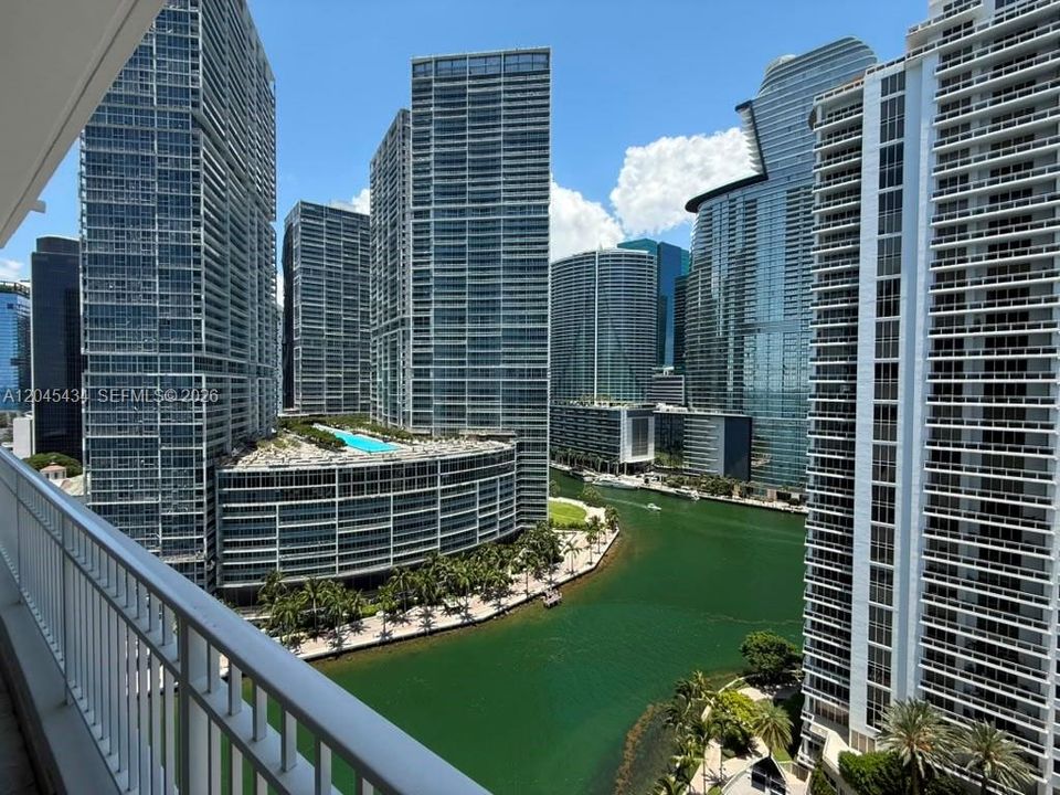 For Rent: $6,800 (3 beds, 3 baths, 1493 Square Feet)