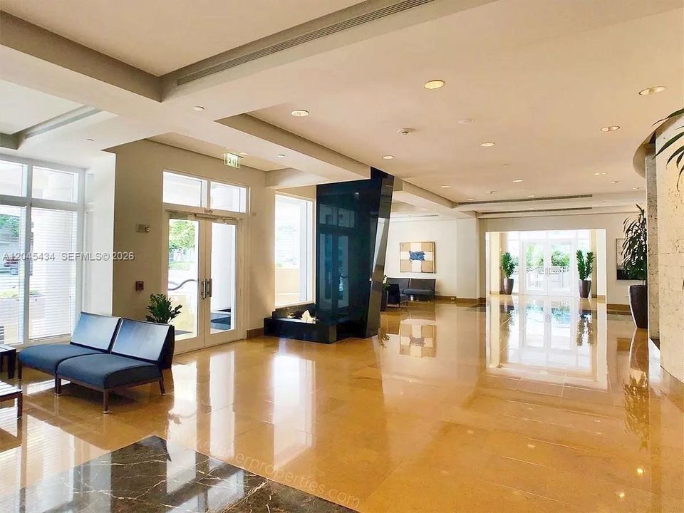 For Rent: $6,800 (3 beds, 3 baths, 1493 Square Feet)