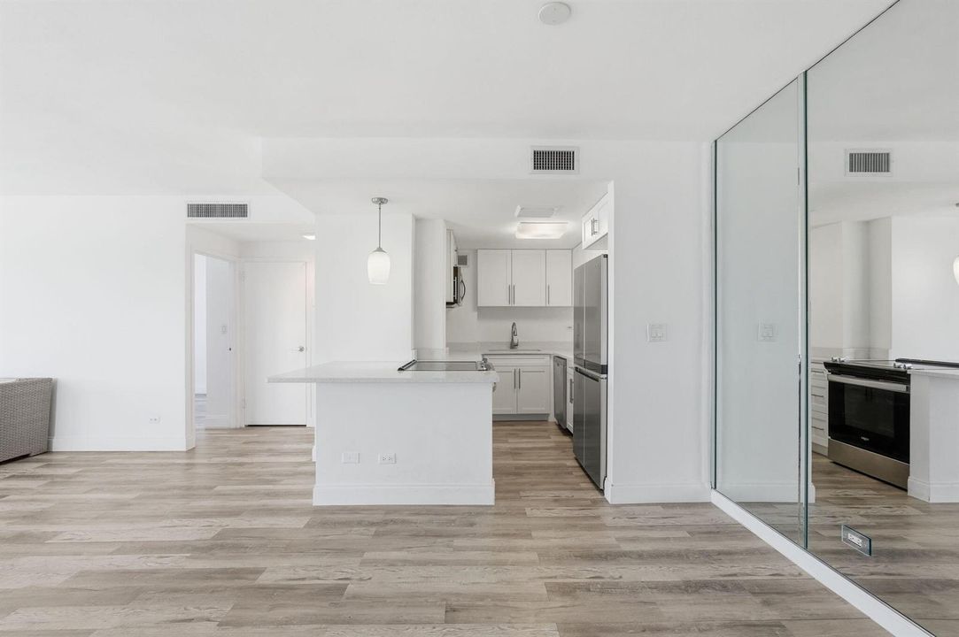 21-web-or-mls-2800_N_Flagler_Dr_Unit_410